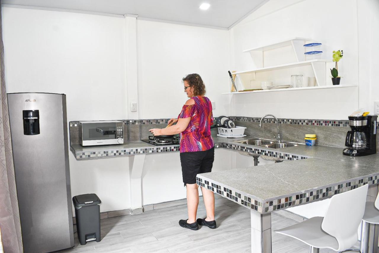 Tropical Paradise Bungalows Pital  Εξωτερικό φωτογραφία