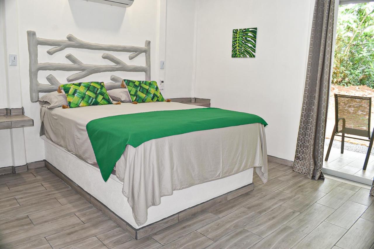 Tropical Paradise Bungalows Pital  Εξωτερικό φωτογραφία