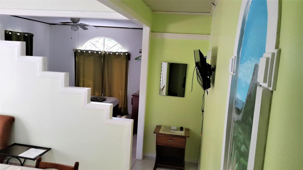 Tropical Paradise Bungalows Pital  Εξωτερικό φωτογραφία