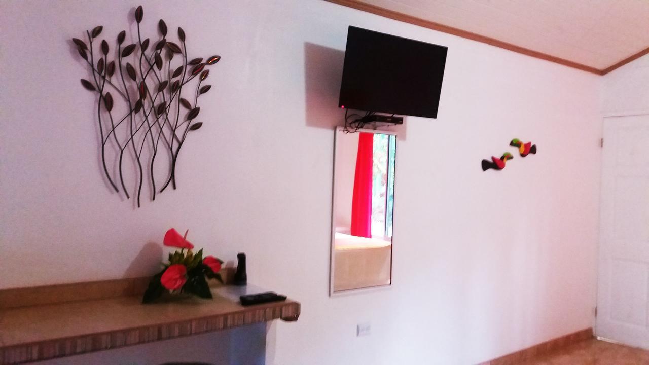 Tropical Paradise Bungalows Pital  Εξωτερικό φωτογραφία